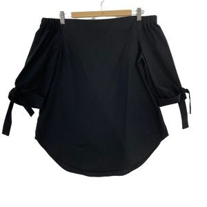 ARITZIA BABATON Off Shoulder Black Top